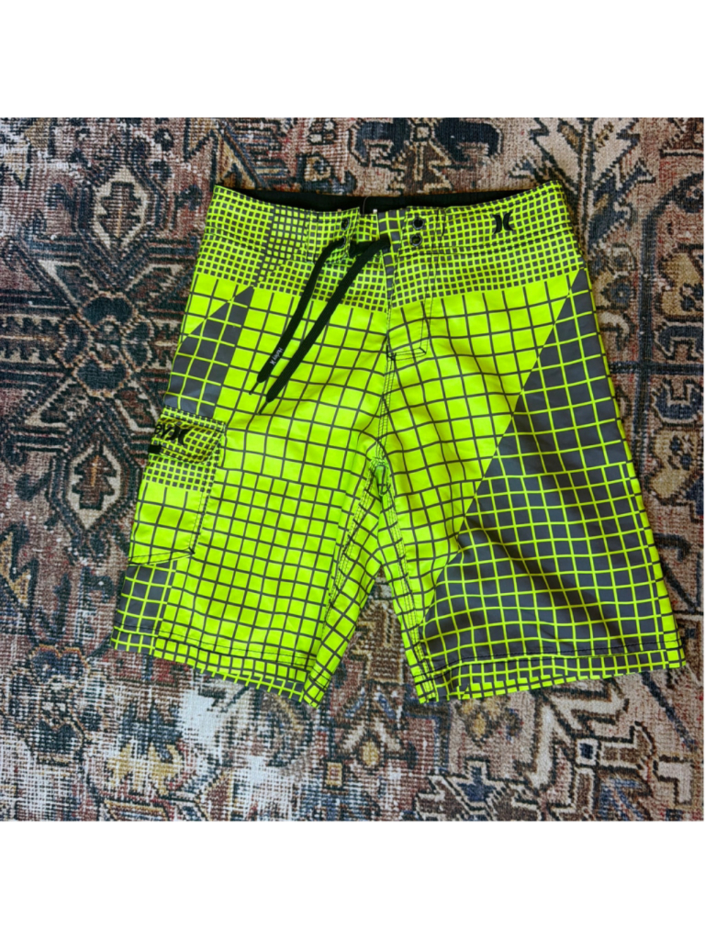 Men's Hurley Swim Trunks Size M Yellow Black Grid Pattern